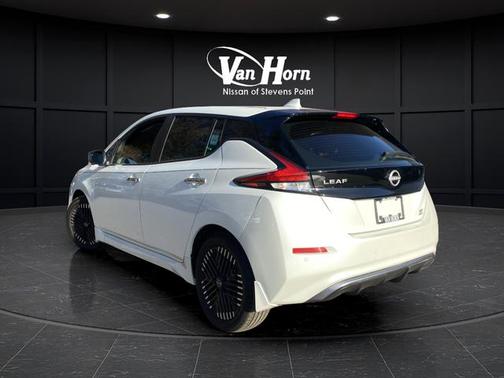 2023 Nissan Leaf SV PLUS 60 kWh