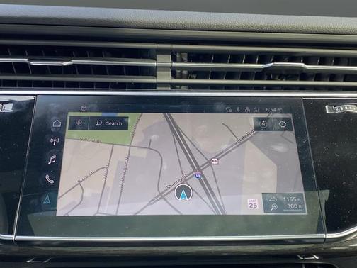 2023 Audi Q7 45 Premium Plus