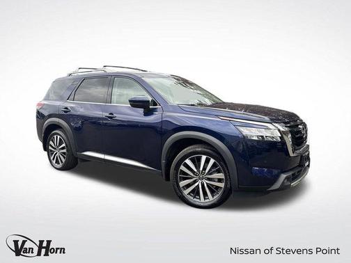 2022 Nissan Pathfinder Platinum 4WD