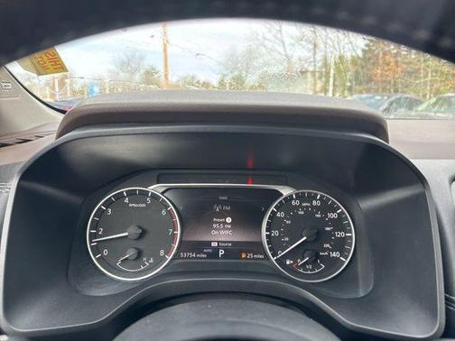 Brilliant Silver Metallic 2023 Nissan Rogue SL