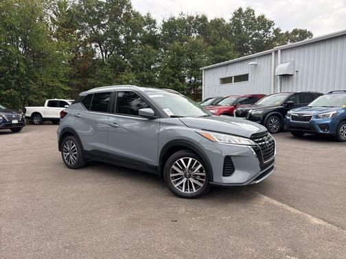 2024 Nissan Kicks SV