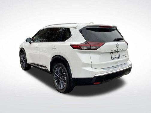 2024 Nissan Rogue Platinum