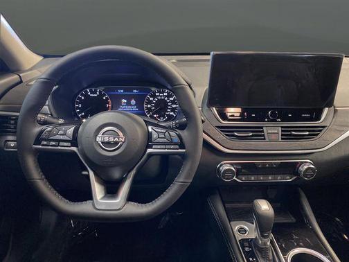 2025 Nissan Altima 2.5 SL