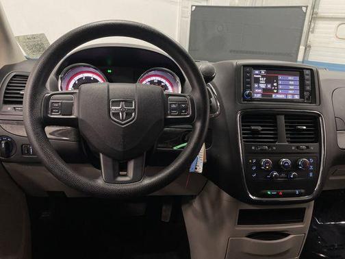 2020 Dodge Grand Caravan SE