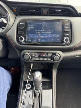 2021 Nissan Kicks SR