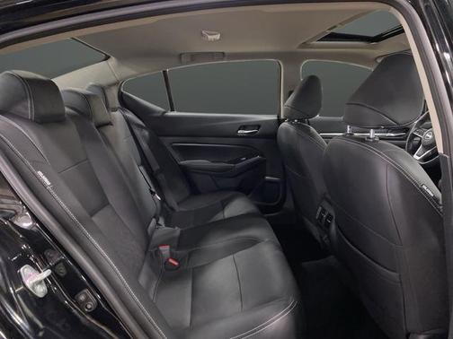 2024 Nissan Altima 2.5 SL