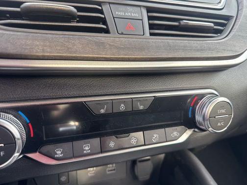 2024 Nissan Altima 2.5 SL