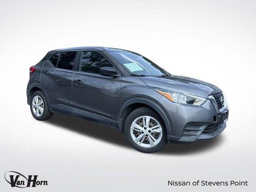 2020 Nissan Kicks S