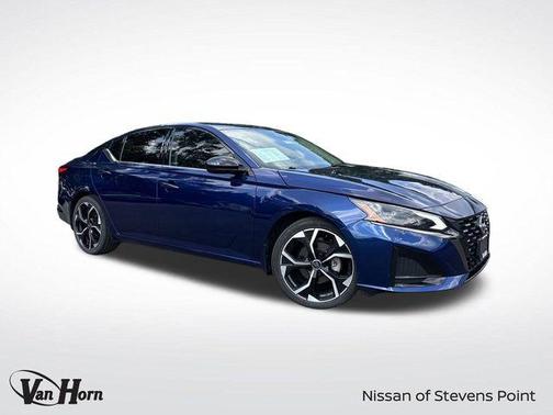 2024 Nissan Altima SR FWD