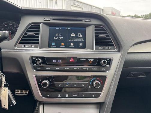 2017 Hyundai SONATA Sport 2.0T