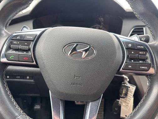 2017 Hyundai SONATA Sport 2.0T