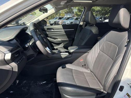 2024 Nissan Altima SR VC-Turbo FWD