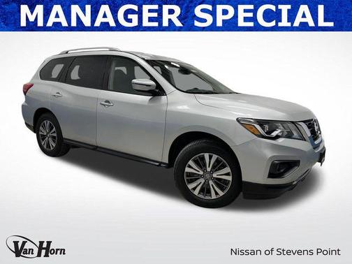 2019 Nissan Pathfinder SV