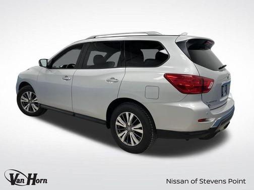 2019 Nissan Pathfinder SV
