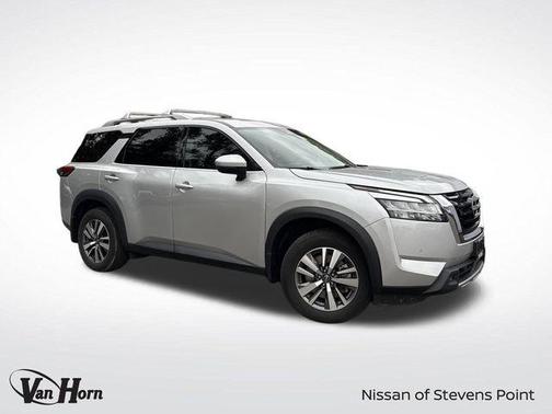 2024 Nissan Pathfinder SL 4WD