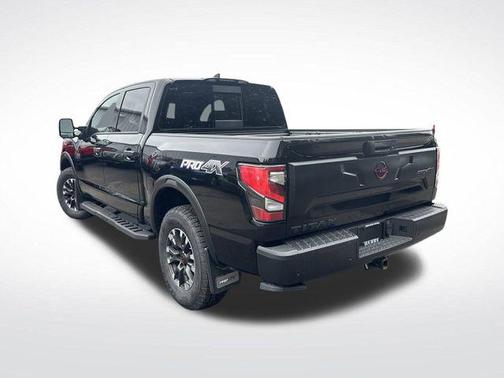 2023 Nissan Titan PRO-4X