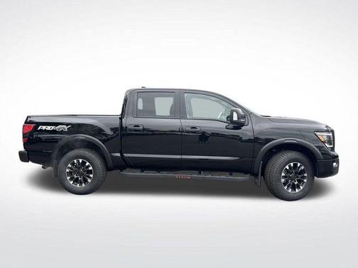 2023 Nissan Titan PRO-4X