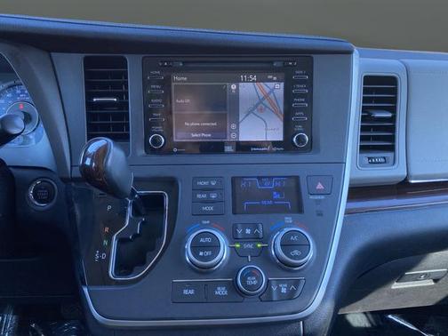 2020 Toyota Sienna Limited Premium