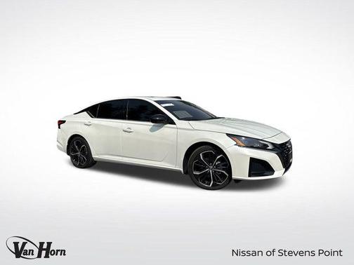 2024 Nissan Altima SR FWD