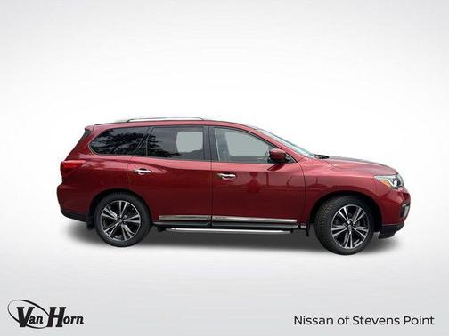 2017 Nissan Pathfinder Platinum
