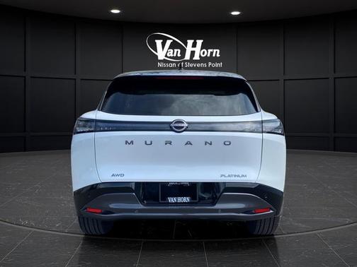Everest White Pearl Tricoat/Super Black 2026 Nissan Murano Platinum