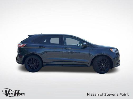 2022 Ford Edge ST Line