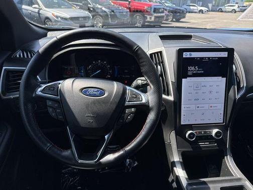 2022 Ford Edge ST Line