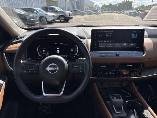 2024 Nissan Rogue Platinum