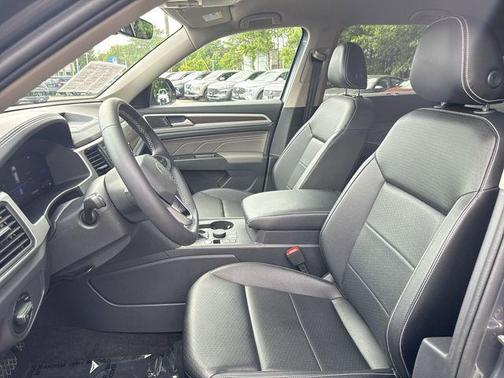 2022 Volkswagen Atlas 2.0T SE