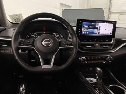 2024 Nissan Altima SR FWD