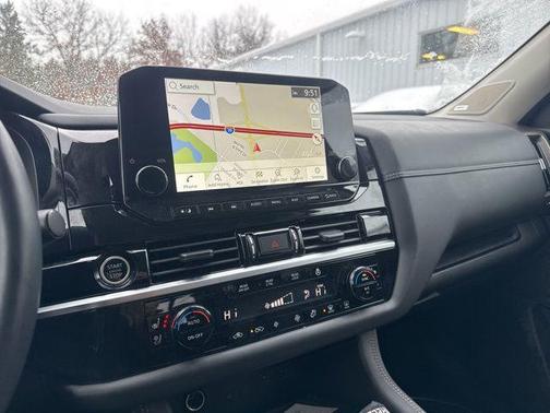 2024 Nissan Pathfinder Platinum 4WD