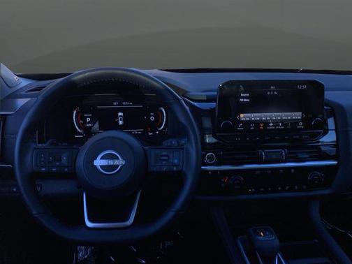 2024 Nissan Pathfinder Platinum 4WD