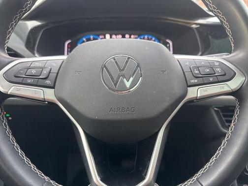 2022 Volkswagen Taos 1.5T SEL