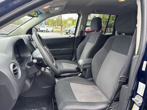 2012 Jeep Compass Sport