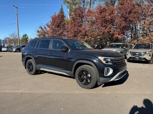 2024 Volkswagen Atlas 2.0T SEL