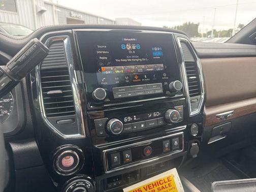 2024 Nissan Titan Platinum Reserve