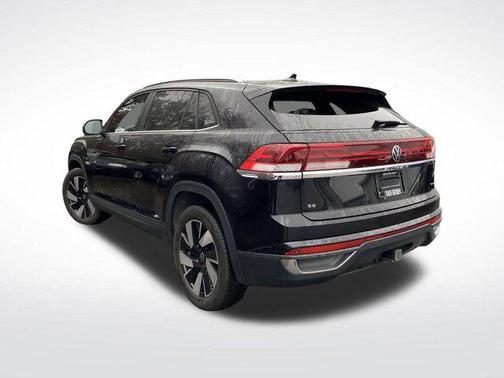 2024 Volkswagen Atlas Cross Sport 2.0T SE w/Technology 4MOTION