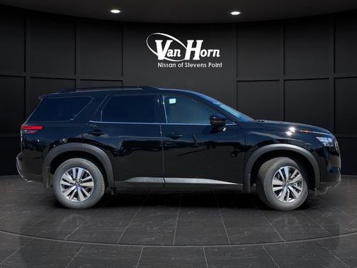 Super Black 2026 Nissan Pathfinder SL