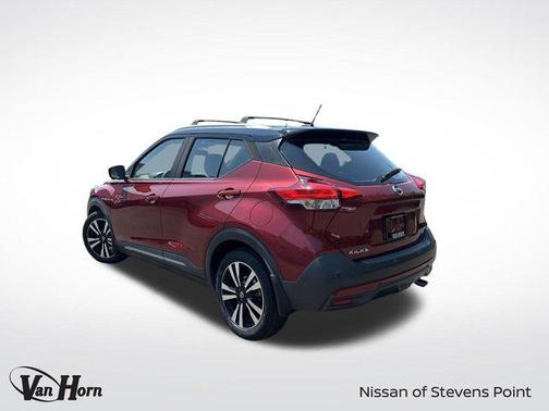 2020 Nissan Kicks SR