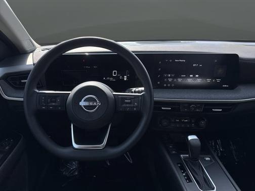 Fresh Powder 2026 Nissan Kicks SV