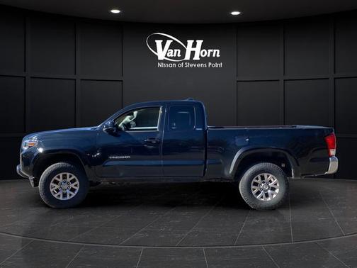 Black 2016 Toyota Tacoma SR5