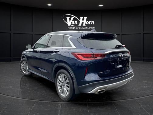 2023 INFINITI QX50 LUXE AWD