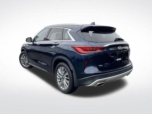 2023 INFINITI QX50 LUXE AWD