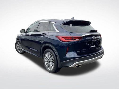 2023 INFINITI QX50 LUXE AWD