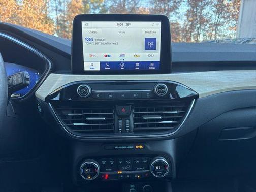 2021 Ford Escape Titanium