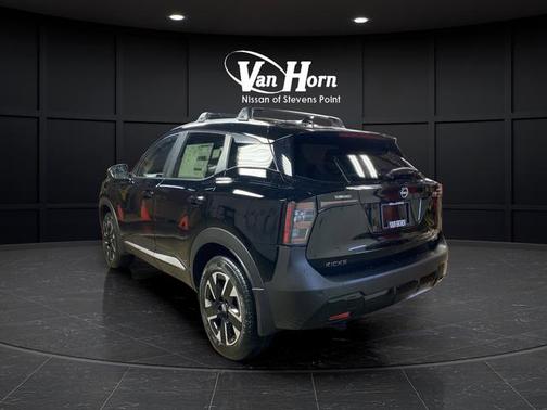 Super Black 2026 Nissan Kicks SV