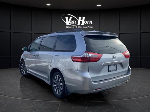 2020 Toyota Sienna Limited Premium