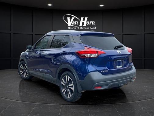 Deep Blue Pearl 2019 Nissan Kicks SV