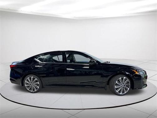 2024 Nissan Altima 2.5 SL