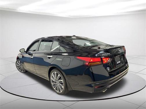 2024 Nissan Altima 2.5 SL